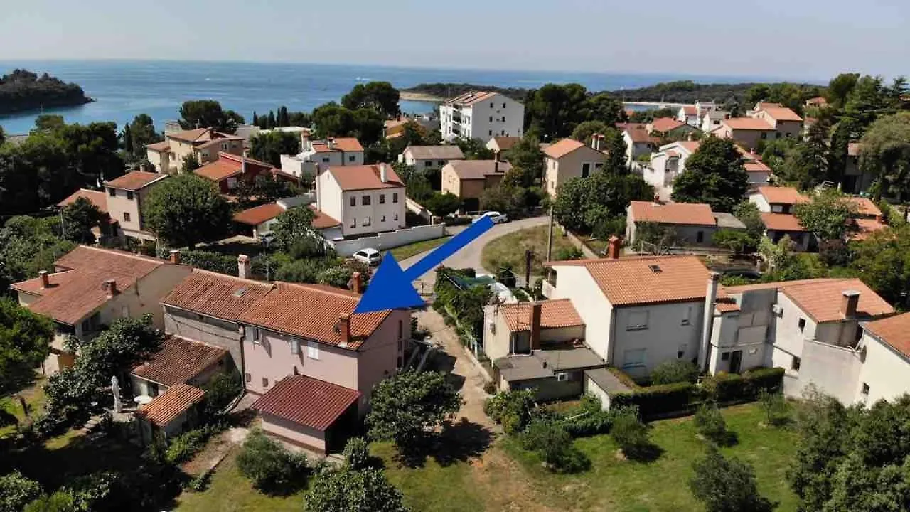 Apartment Lidija Банджоле